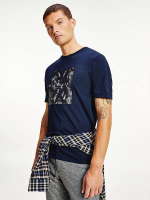 Tommy Hilfiger Camo Graphic Relaxed Fit T-shirts Heren Blauw | TH897PYE